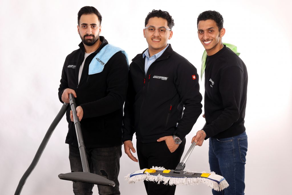 Schwarz Weiss Reinigung 304