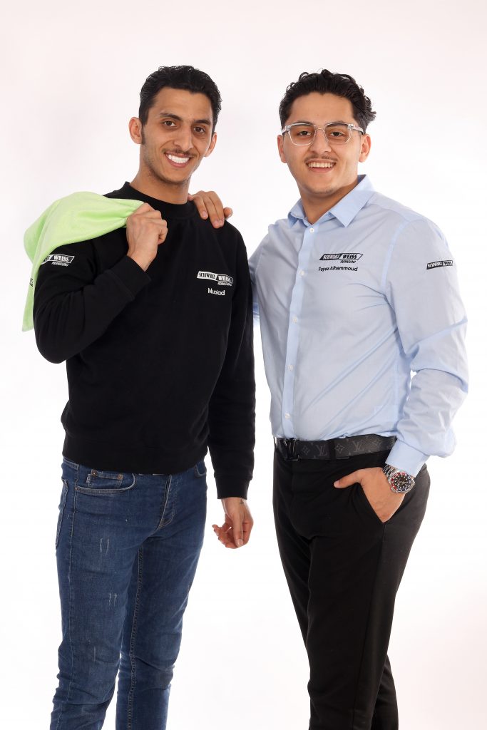 Schwarz Weiss Reinigung 298