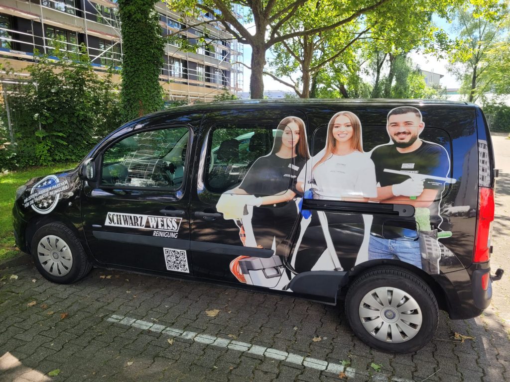 Schwarz Weiss Reinigung 341