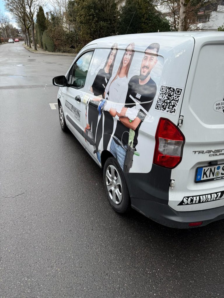 Schwarz Weiss Reinigung 343