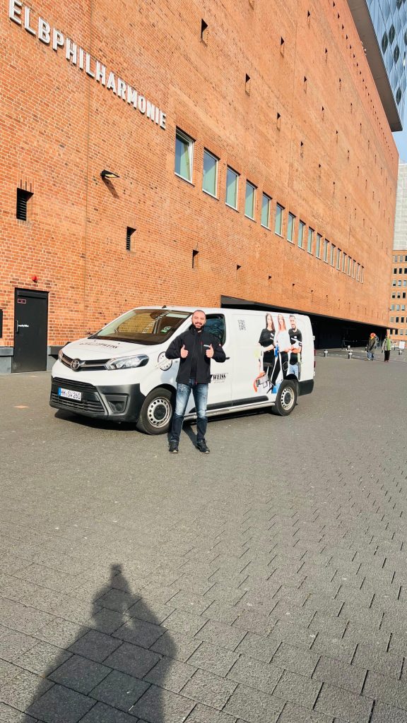 Schwarz Weiss Reinigung 157