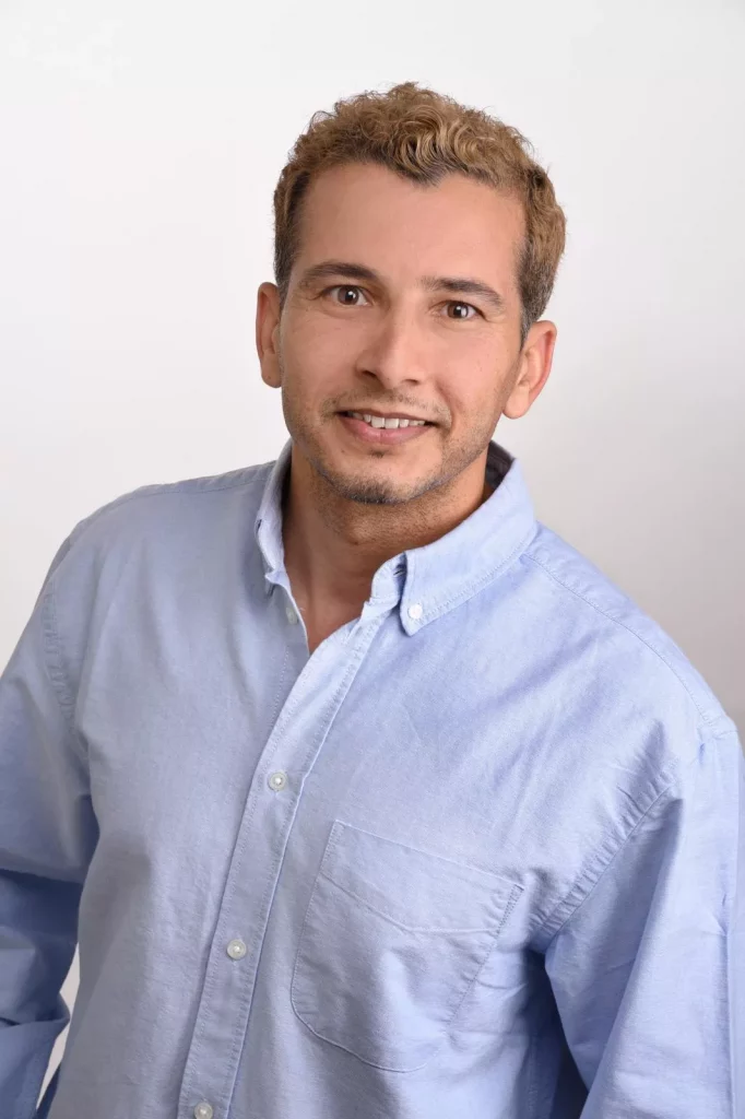 Schwarz Weiss Reinigung 421