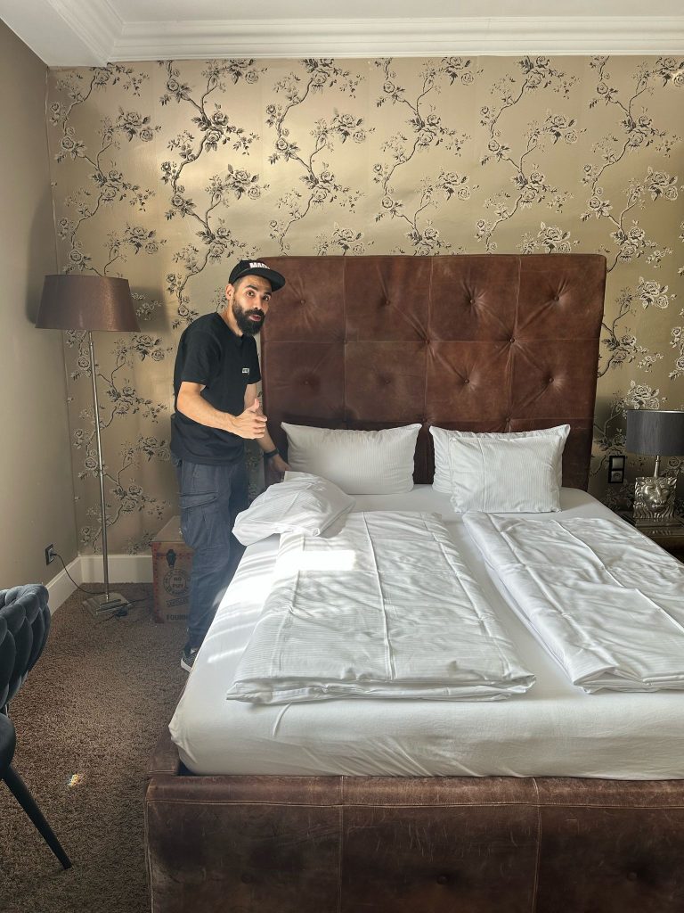 Schwarz Weiss Reinigung 258