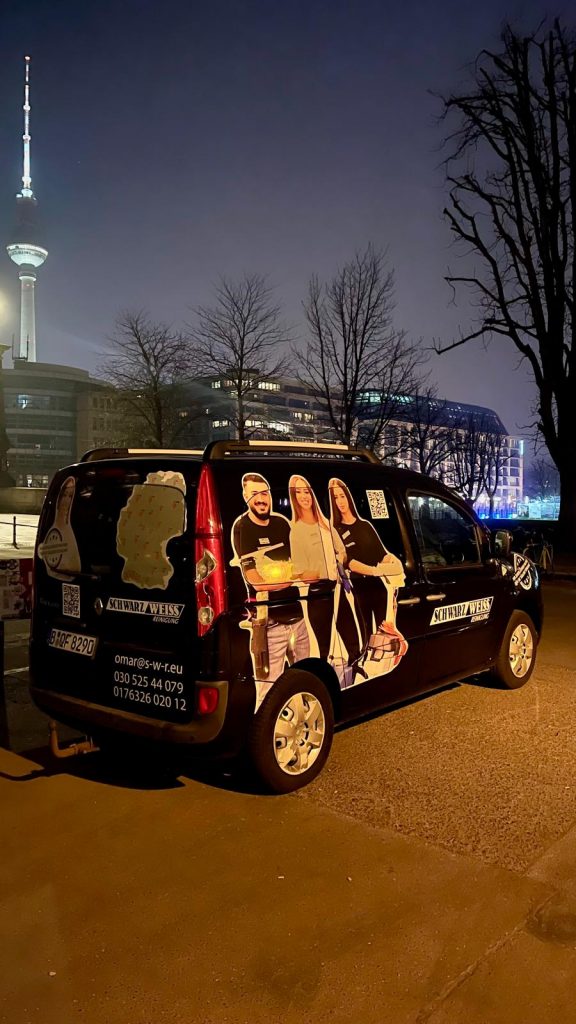 Schwarz Weiss Reinigung 280