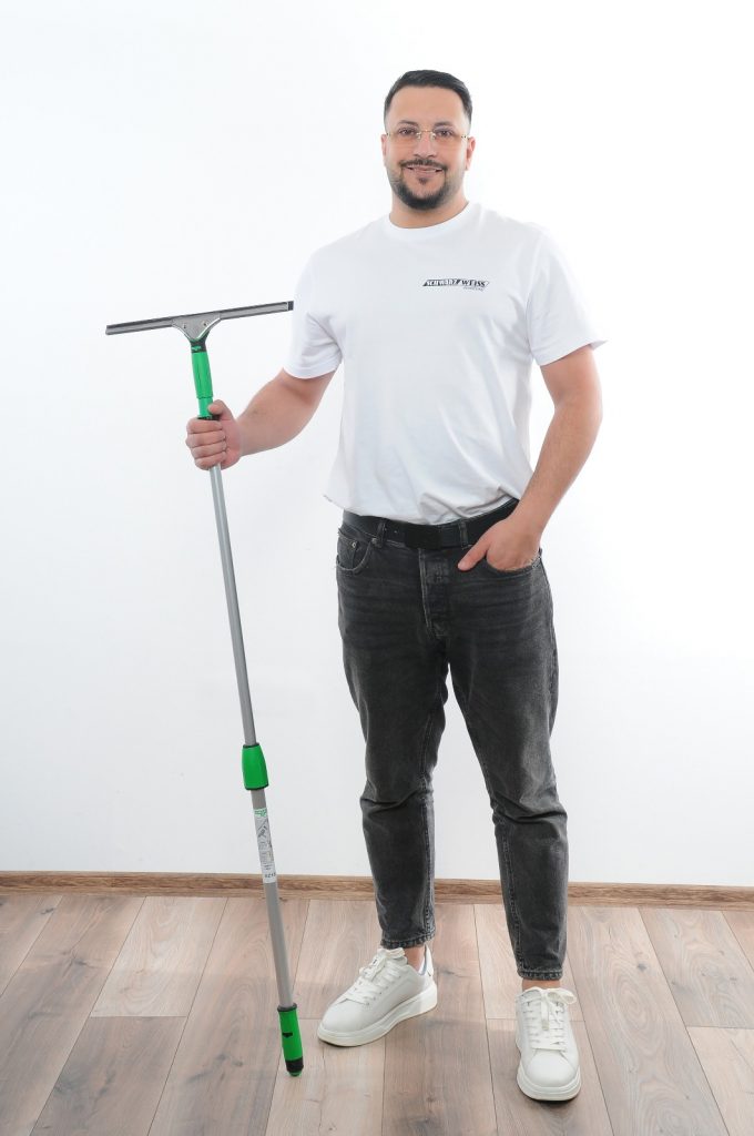 Schwarz Weiss Reinigung 318