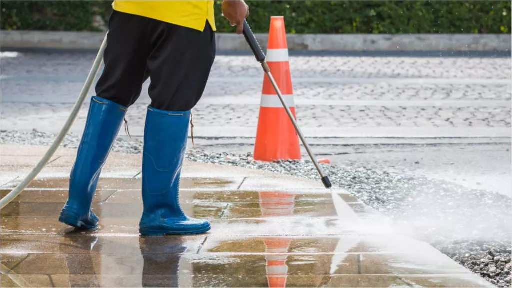 Schwarz Weiss Reinigung 404