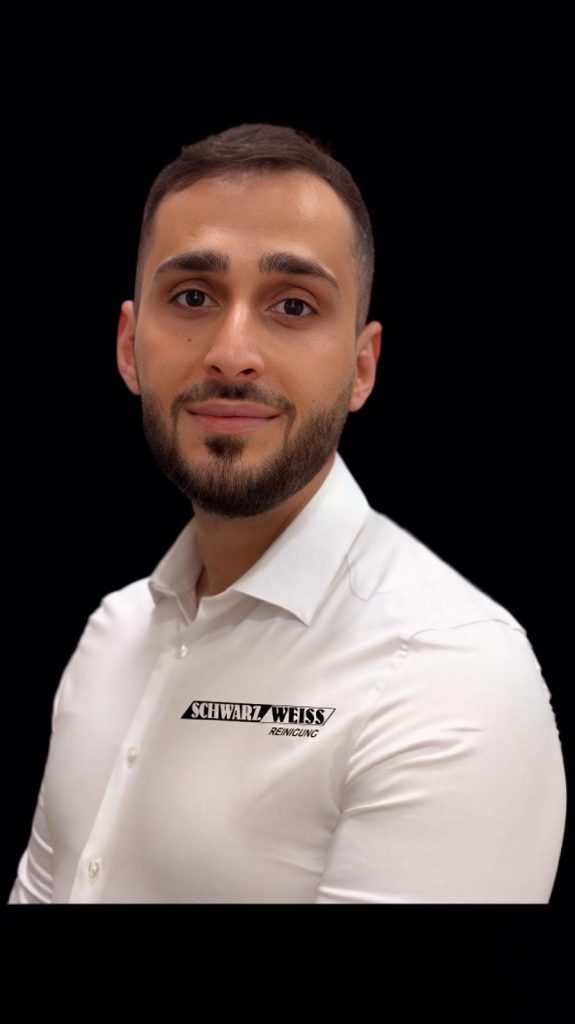 Schwarz Weiss Reinigung 484